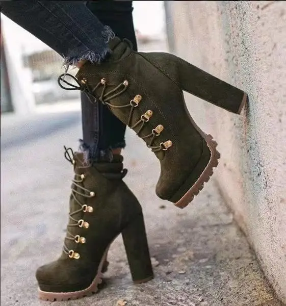 2021 Plus Size Autumn And Winter Waterproof Platform High-Heeled Rivet Ladies Short Boots Shoes Suede Women Martin Boots
