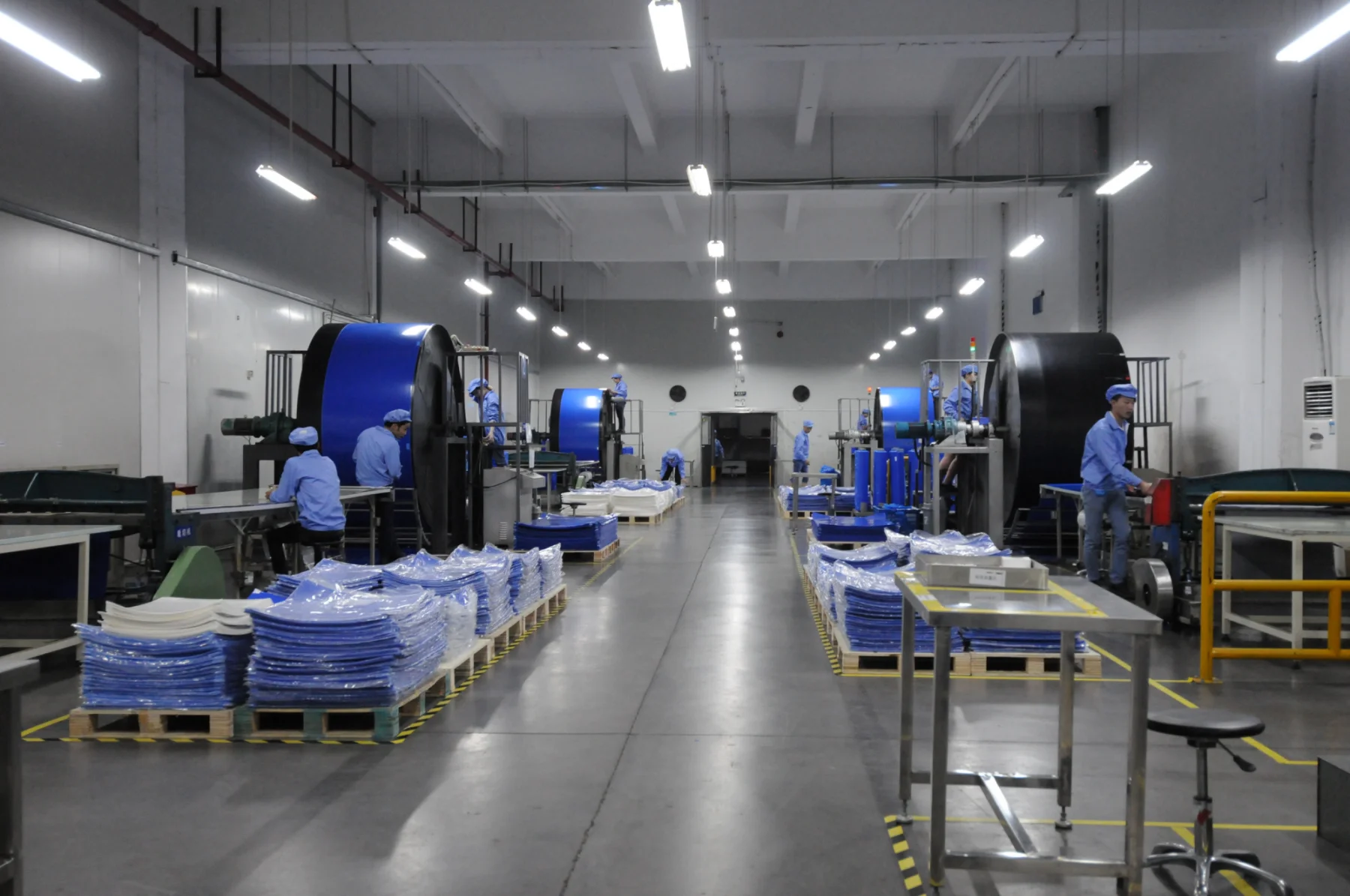 26*45 Inch Disposable 30 Layers blue tacky mat dust free cleanroom sticky floor mats for construction