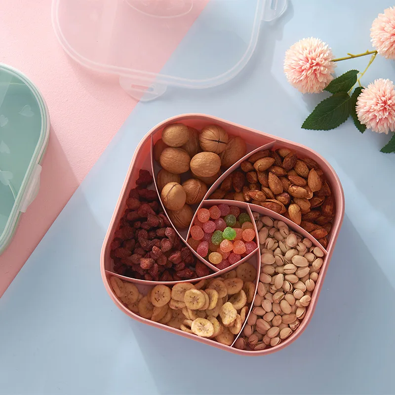Sealed plastic compartment dried fruit box with lid and portable melon seeds candy box snack storage box