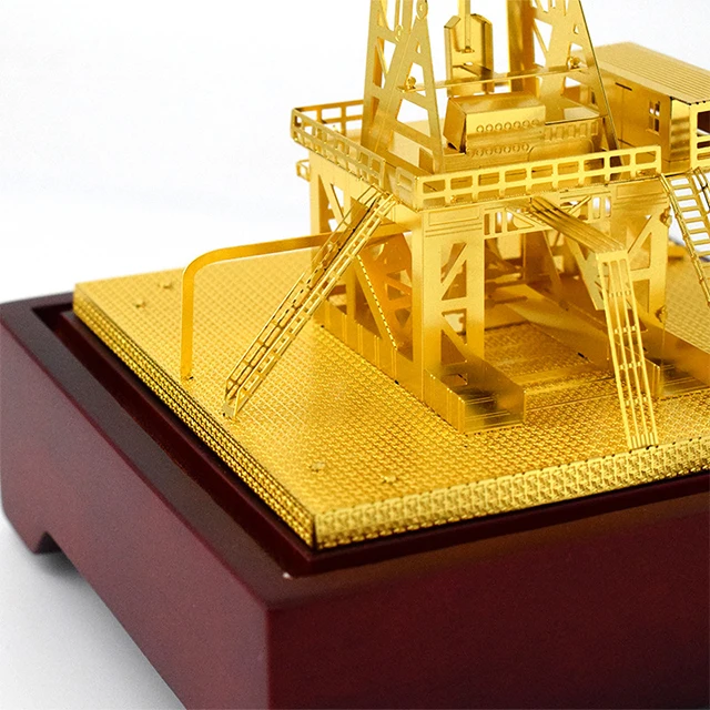 Derrick Oil Well Rig Brass Sculpture w Wood Base Desk Model oilfield drilling
