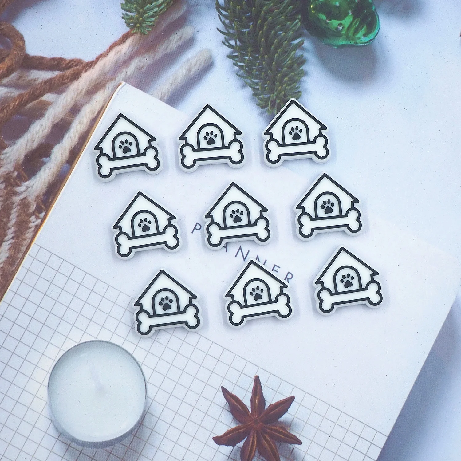 Fashion Food Grade Baby Teething Pacifier Chain DIY Accessories Nursing Chewing Dog House Focal Beaded Pens