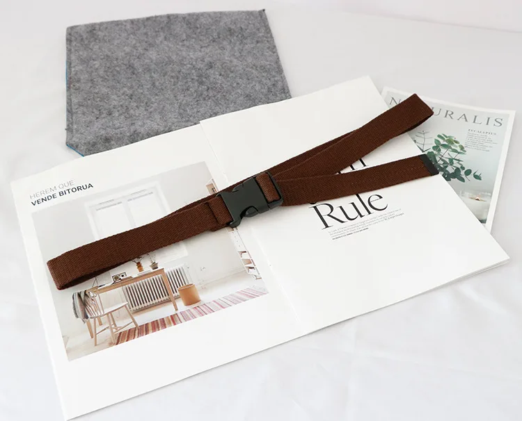 
Canvas belt female solid color seamless versatile adjustable Korean style student belt 