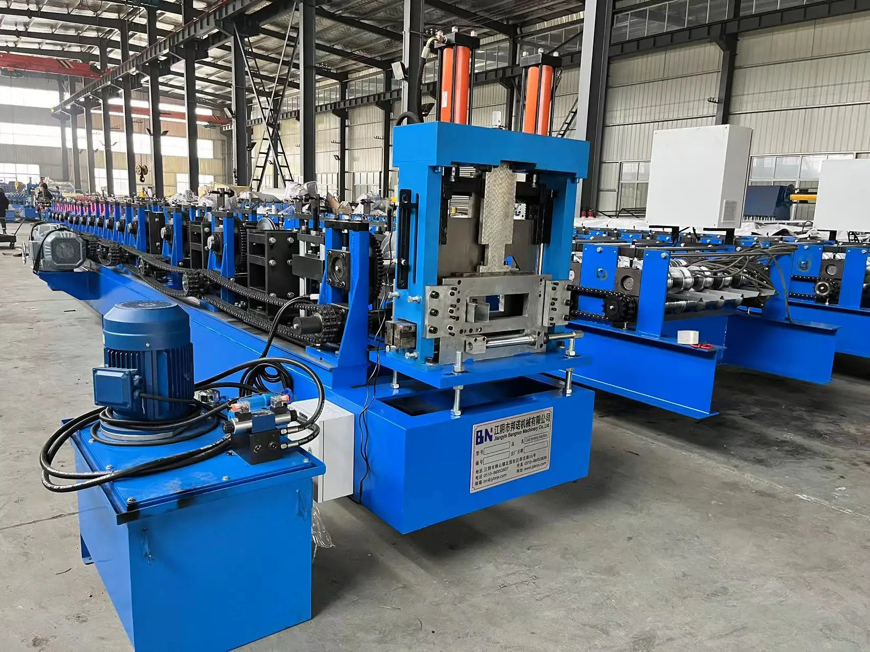 Automatic control one-button change profile 80mm-400mm C U M Z Sigma purlin rolling forming machine CU purlin machine