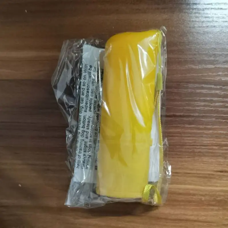  Hot Led Flashlight Battery-Free Trasonic Dog Repeller Training Device
