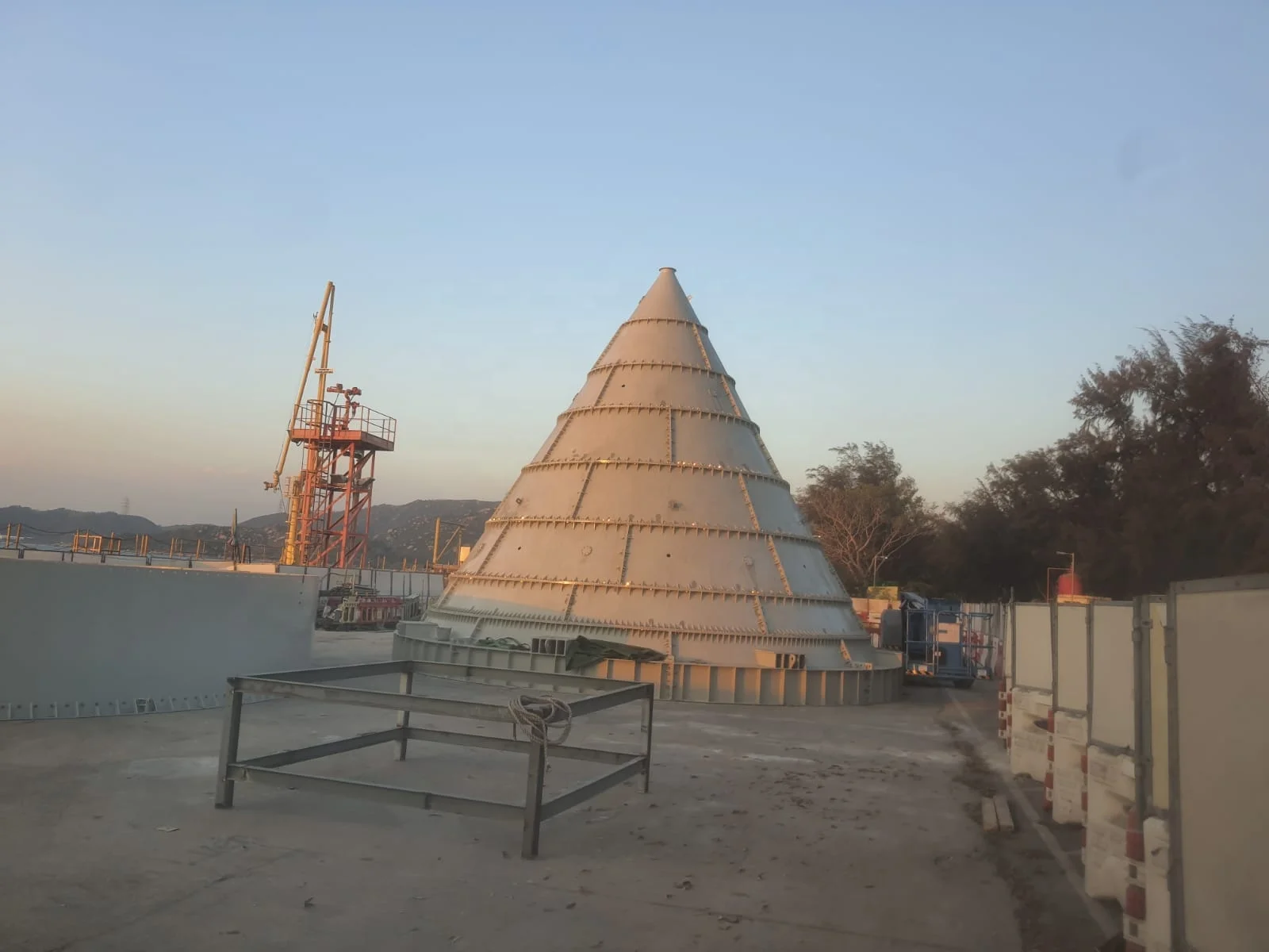 Low Price concrete mixer batching plant bolted cement silo for sale australia