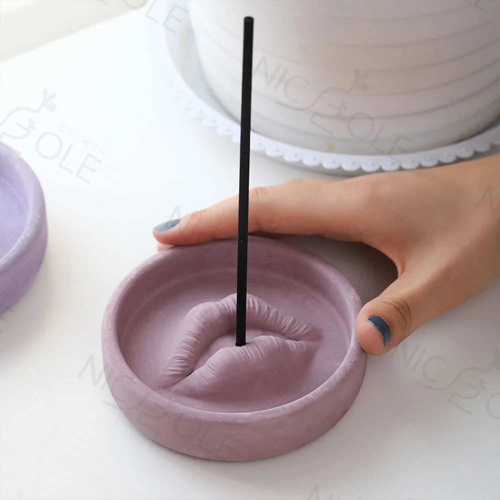 Wholesale Custom Concrete Cement Incense Stick Base Molds Lip Shape Incense holder Silicone Mould