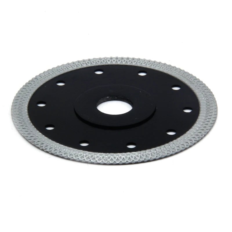 Ceramic saw blade