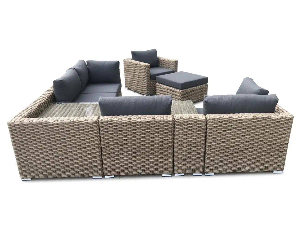 Luxury Outdoor All Weather Garden Furniture Wicker Round Rattan Sofa Set