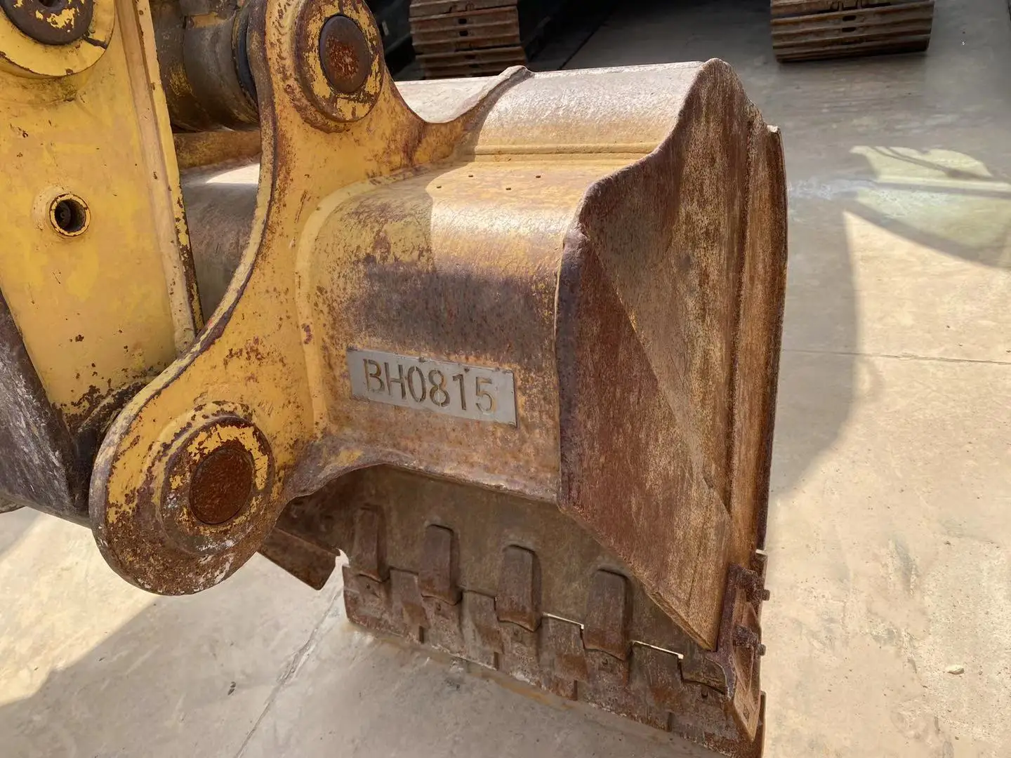 Japan Caterpillar excavator 13 tons used crawler excavator Cat 313 312 315 320 330 inventory machine cheap sale