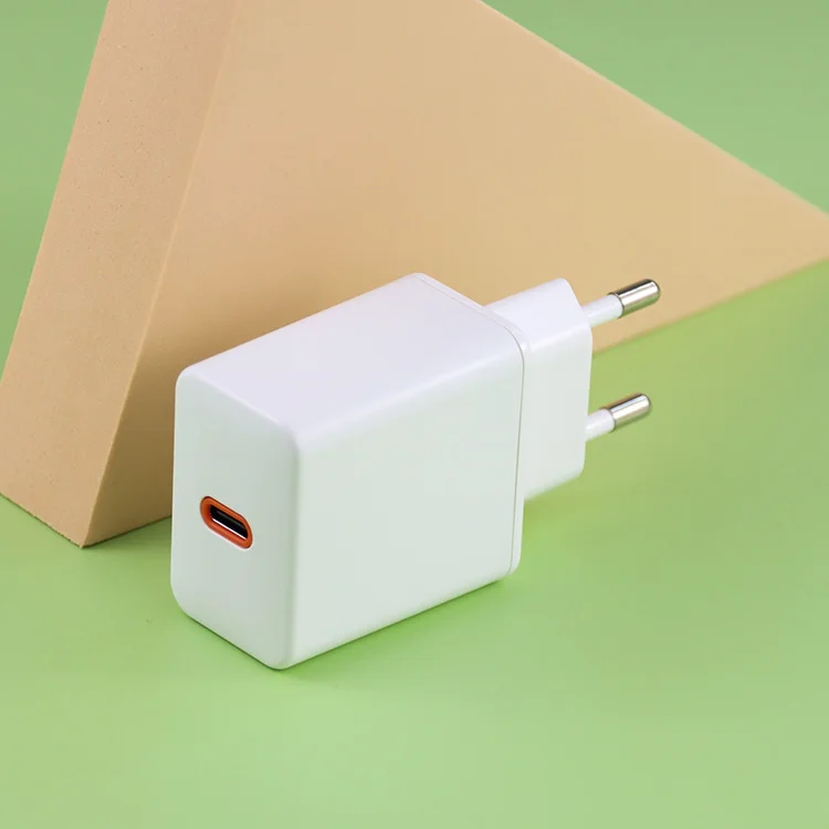 Chargeur CE ETL KC SAA listed 20w USB-C power adapter for mobile phones 12 12 pro 13 pro Type c EU US 2 pin fast charge charger