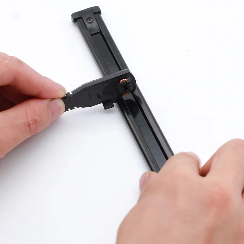 Factory Direct Sales Quick Connector for Universal Wired Low Voltage Retail Shelf Lighting System