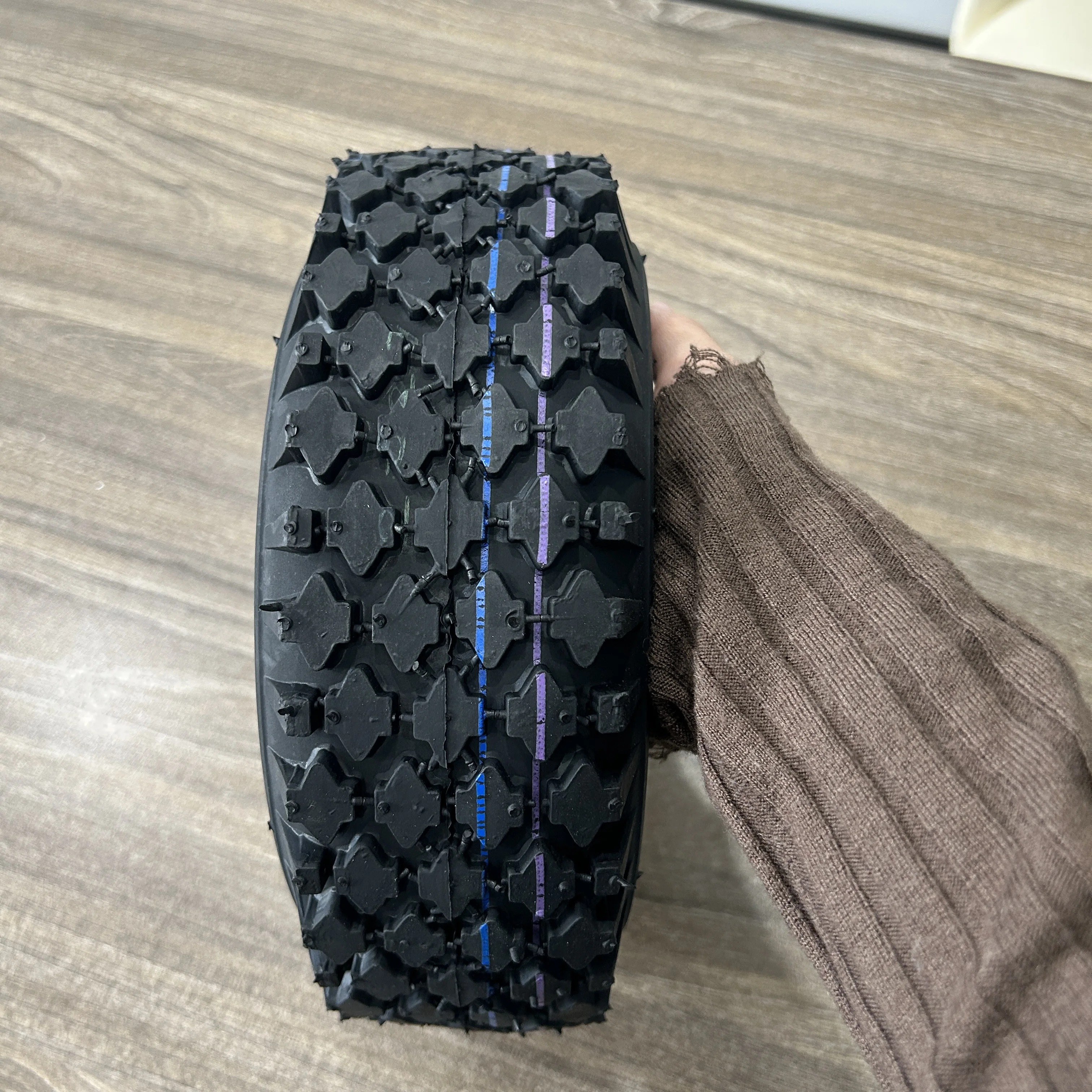 CST 8 1/2*2 125/60-710*2.25 Tire Multifunctional Other Tires and Accessories 8.5 Inch Solid Wheels for Electric Scooter