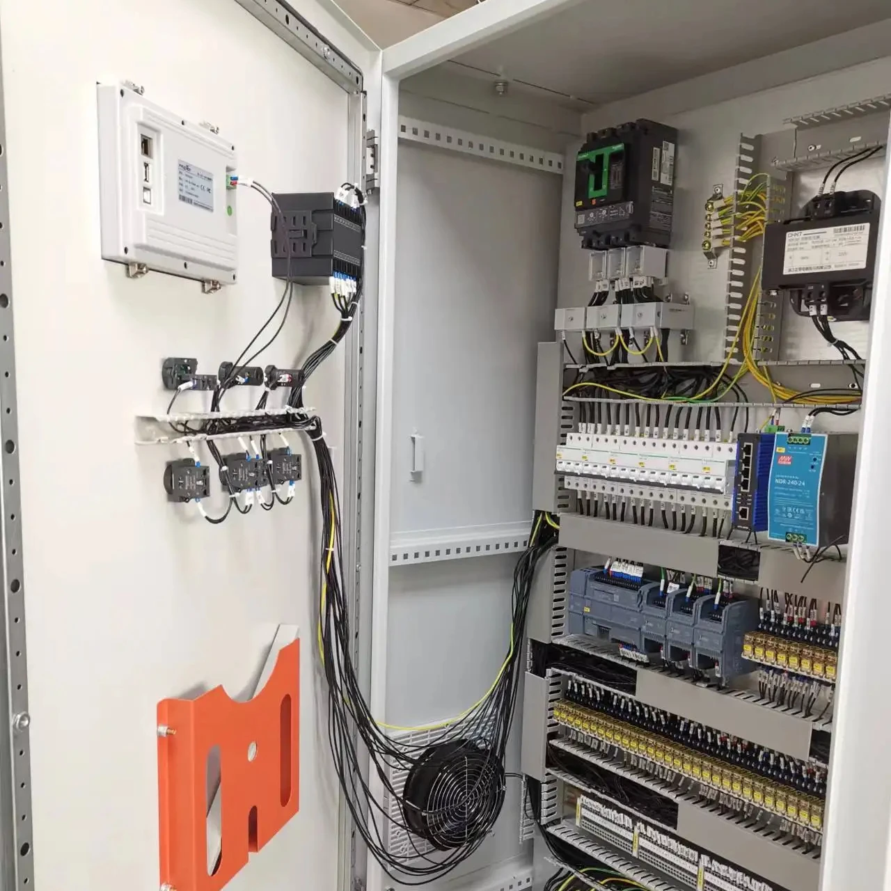 Wholesale price Automatic production line control system PLC control cabinet low voltage control panel