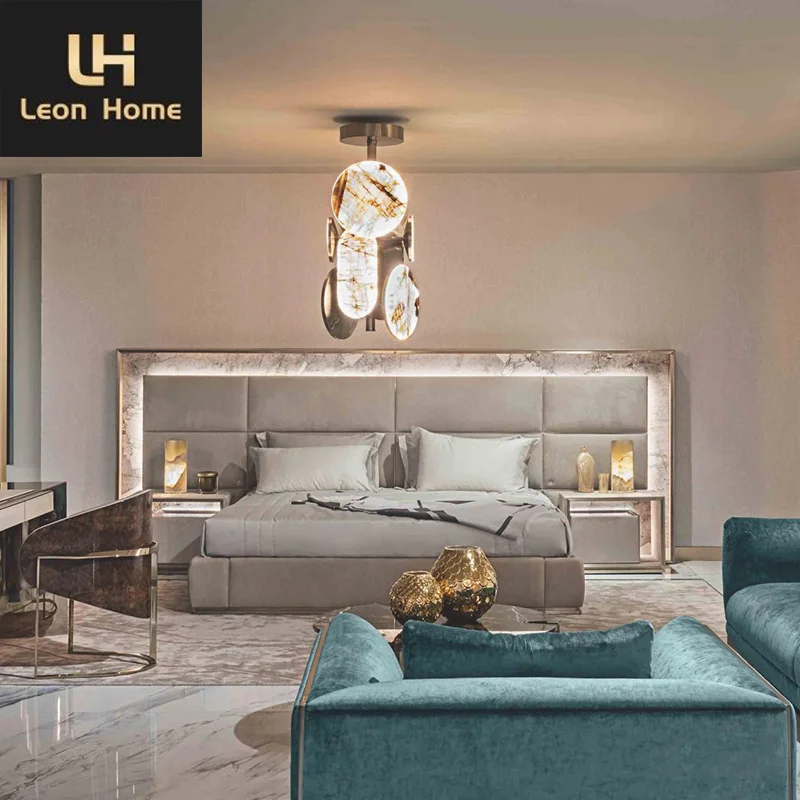 Manufacturer Customization High Quality Italian Design Luxury Bedroom Furniture Hotel Villa Bedroom Bed
