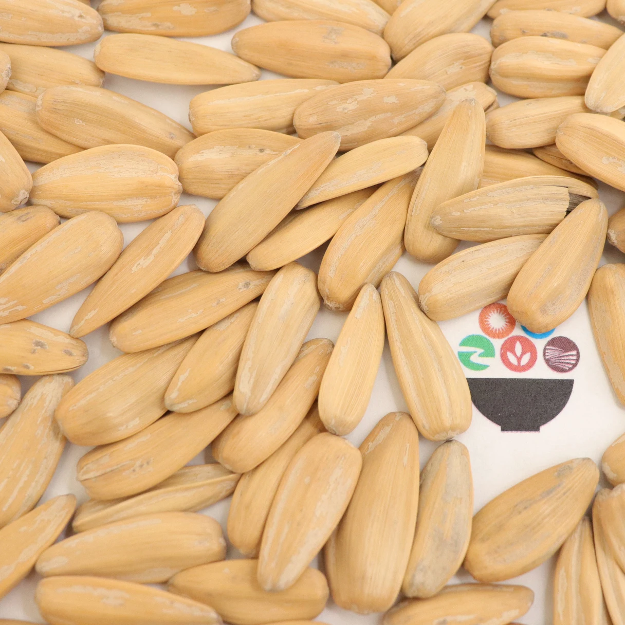 Custom Packaging And Logo Sunflower Seeds Walnut, Date, Coco Nut, Caramel, Pecans, Cream, Sea Salt Flavor Roasted Sunflower Seed