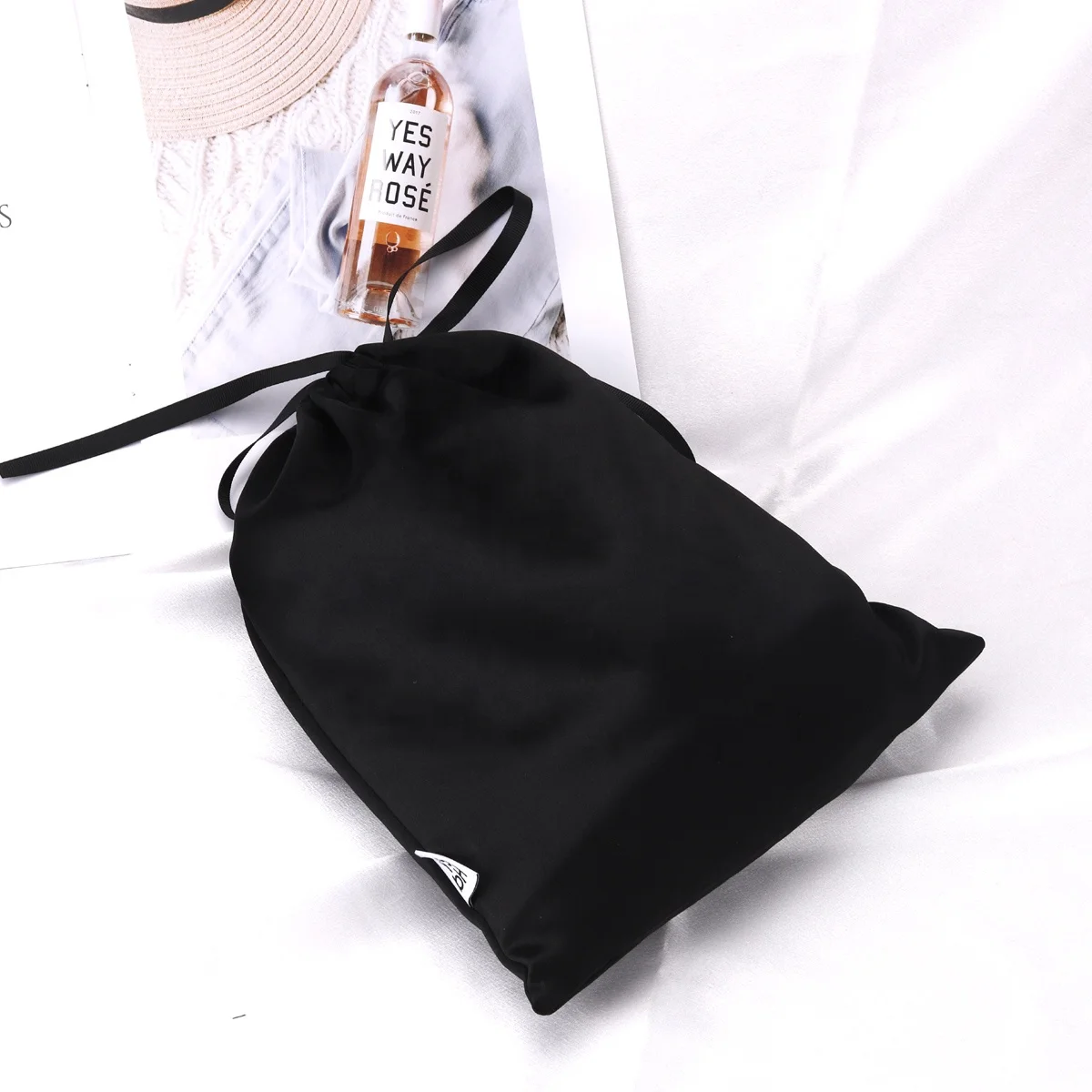 Custom Logo Label Black Thick Satin Gift Shoe Packaging Bag Drawstring Luxury Satin Dust Shoe Pouch