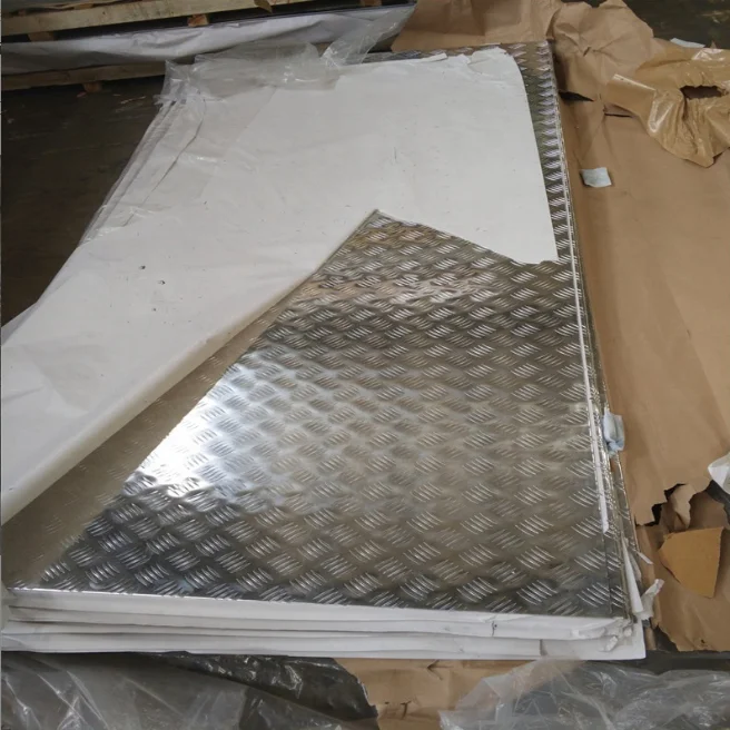 Большой запас алмазной рифленой пластины 1050 1100 3003 5052 тисненый рифленый алюминиевый лист