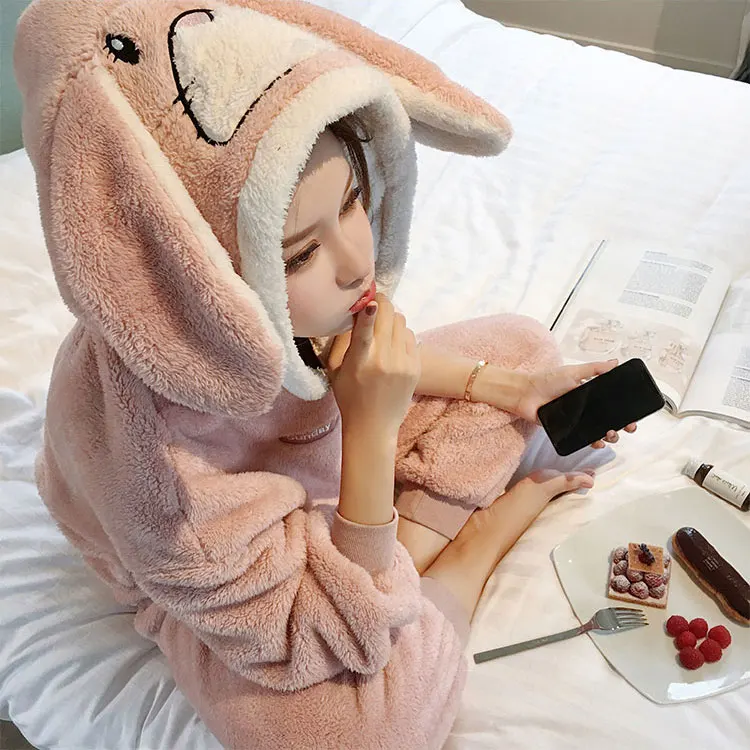 Женская зимняя пижама из кораллового флиса
