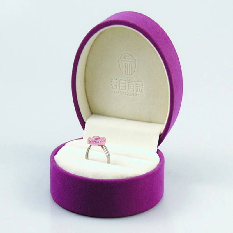 Оптовая продажа с фабрики красная бархатная коробка для ювелирных изделий в форме сердца кольца кристаллами