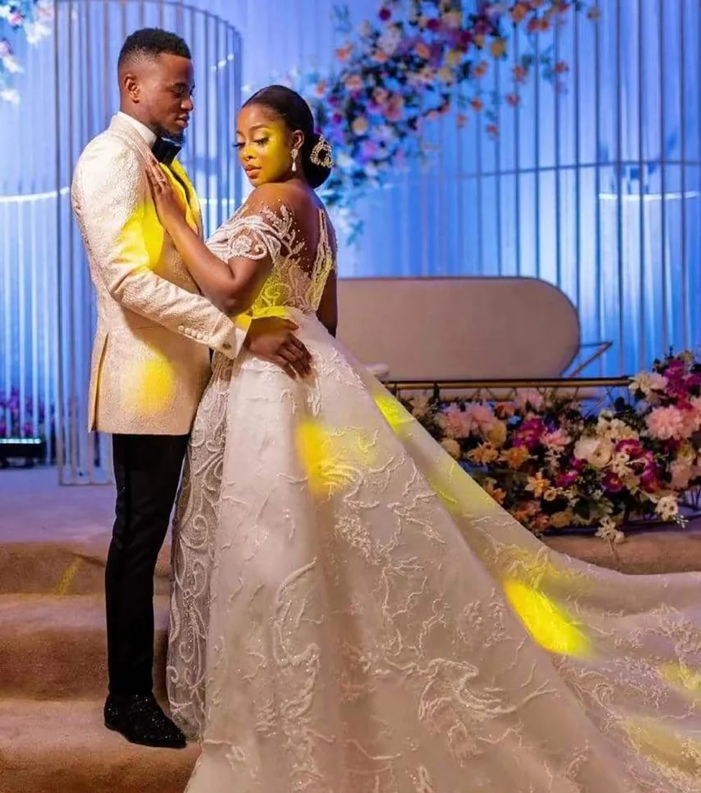 New Design Beading African Wedding Dresses Long Sleeve Sheath Bridal Gowns With Detachable Tail