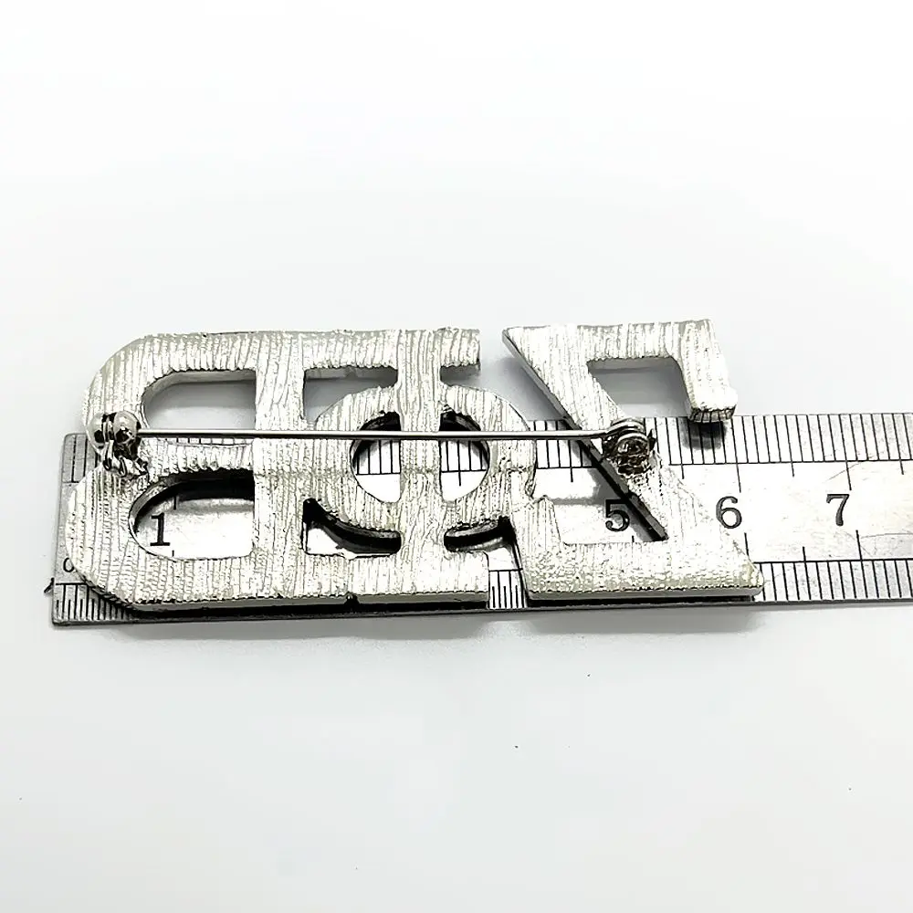 Low Price Wholesale Silver Tone Zeta Phi Beta Inspired Pin Pearl Rhinestone Inlaid Custom Letter Designer ZPB Sorority Brooch