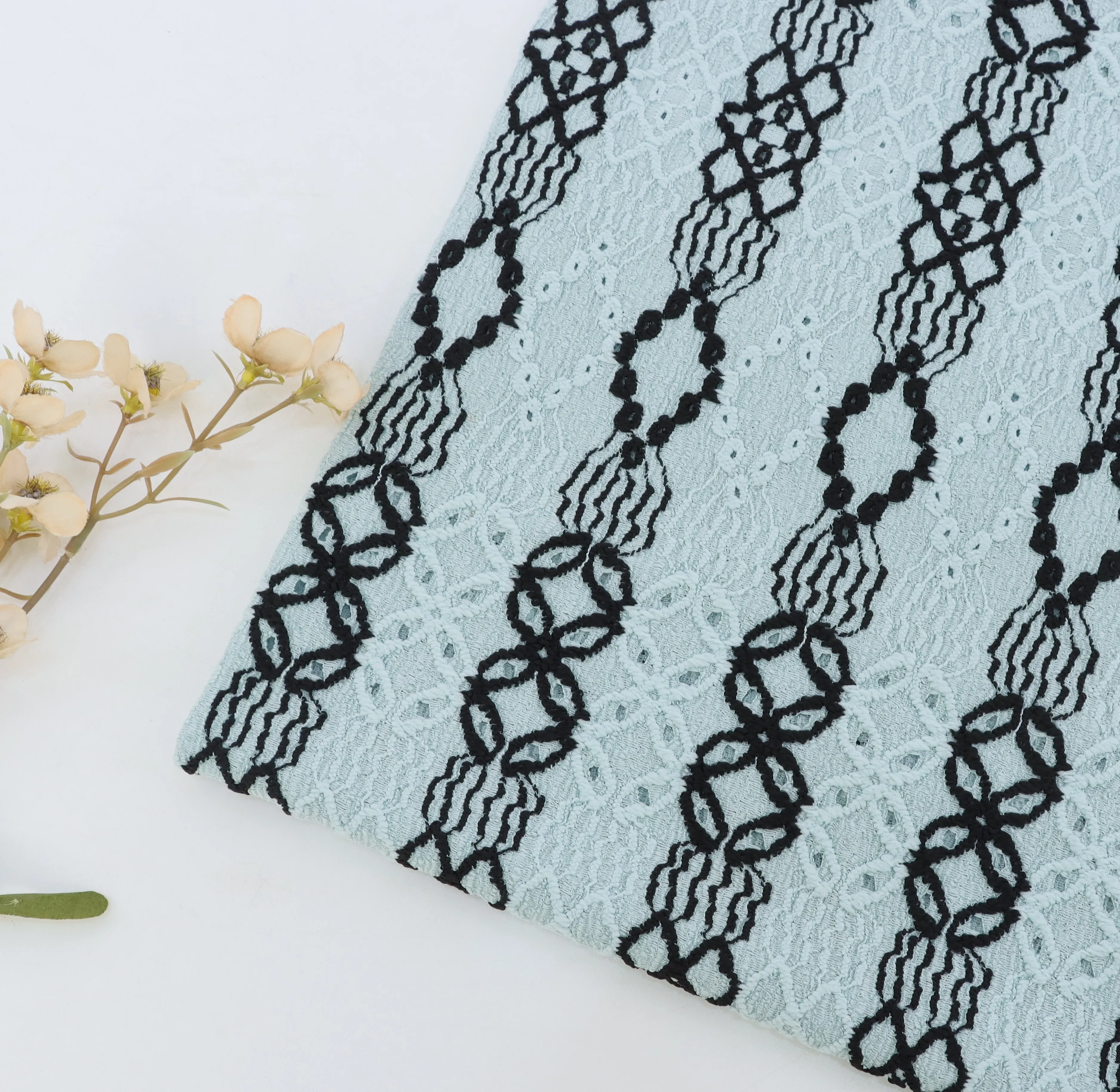 New Style Popular Single Jacquard Polyester Stretch Knitted Custom Floral Jacquard Sweater Fabric