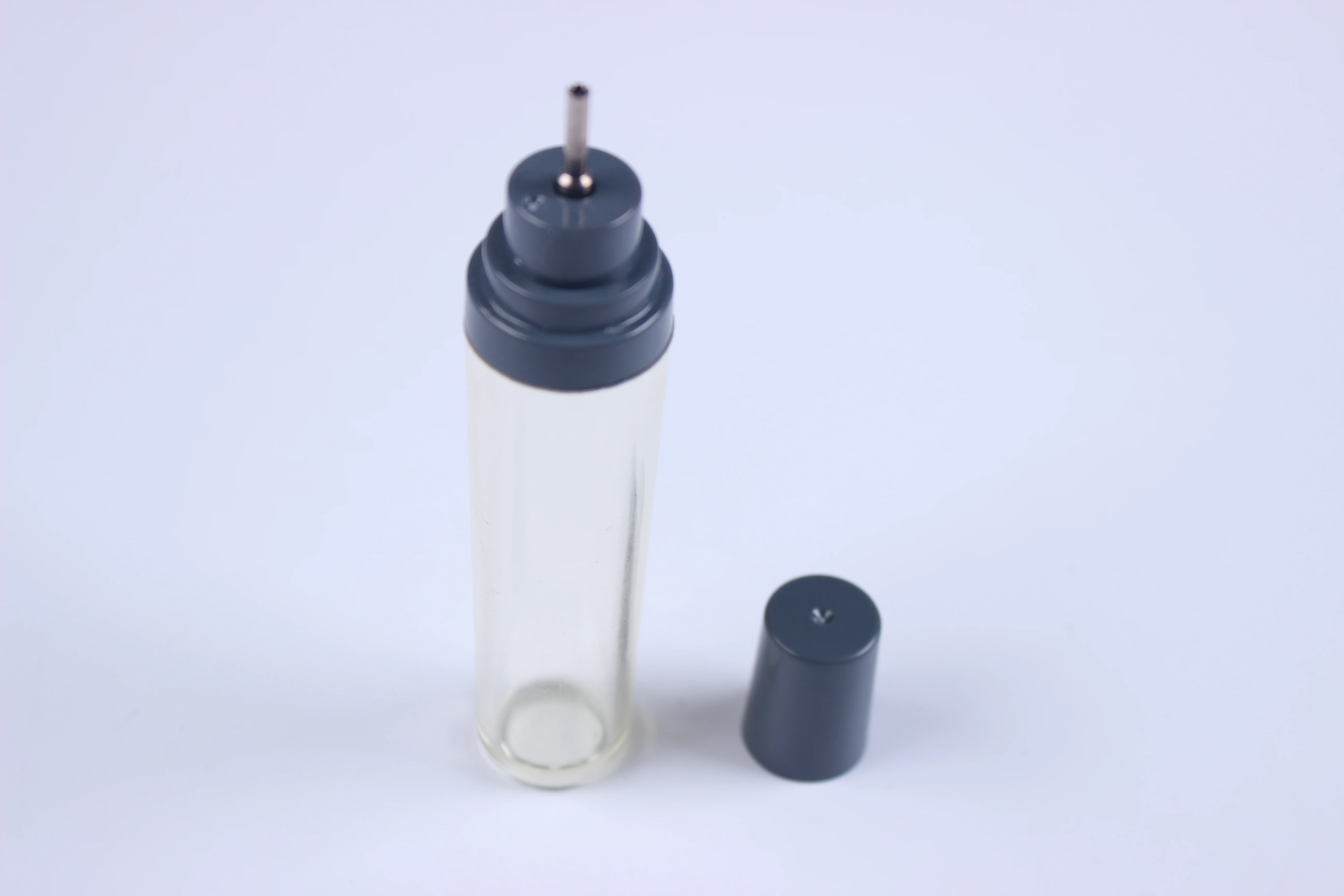 18ML High Quality Cheap Butane Gas refill OEM lighter Butane Gas Refill