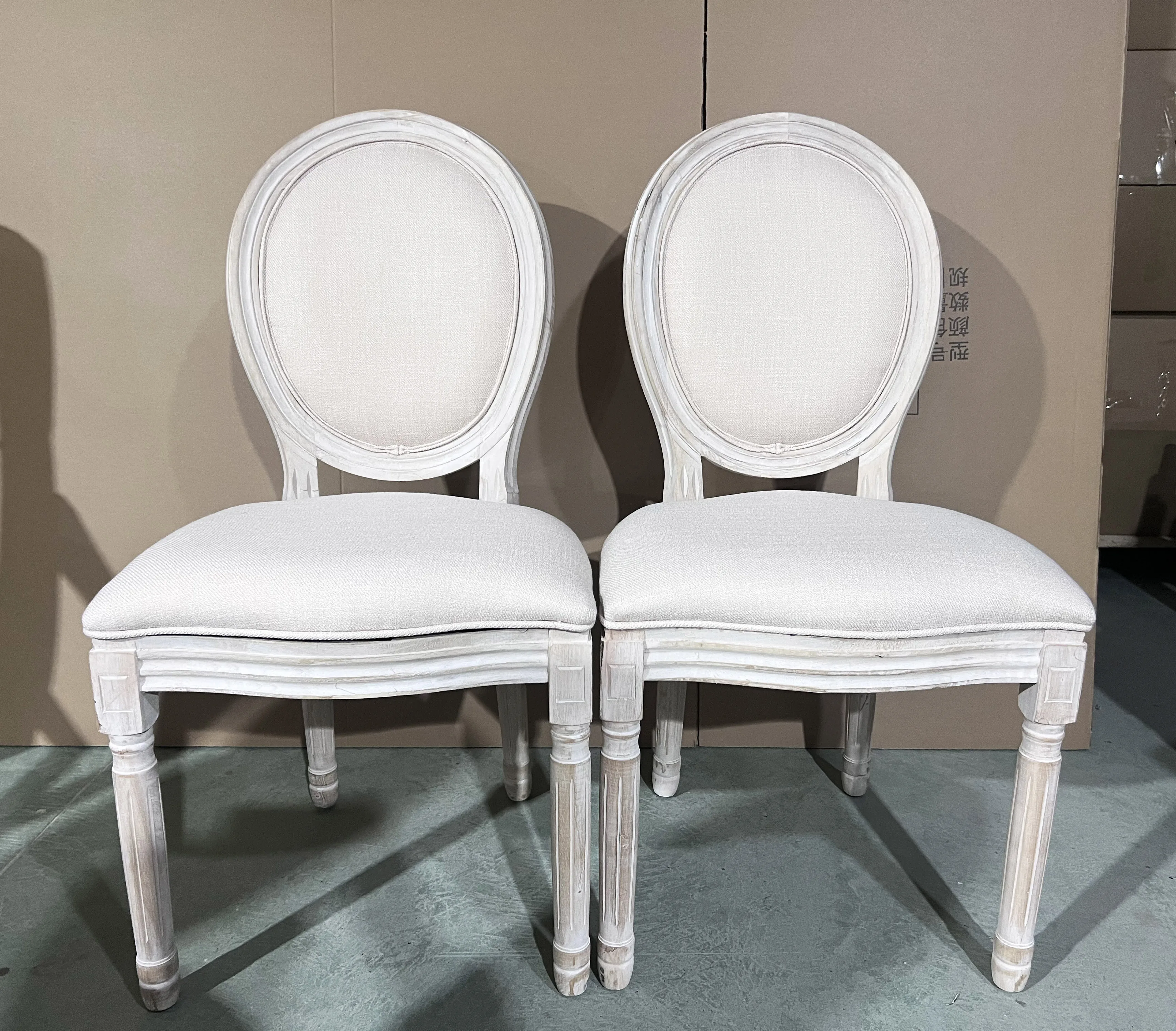 European Style Wedding Dining Chair Hotel Wholesale Antique indoor outdoor Wooden Louis Dining Chair Ghost Chair
