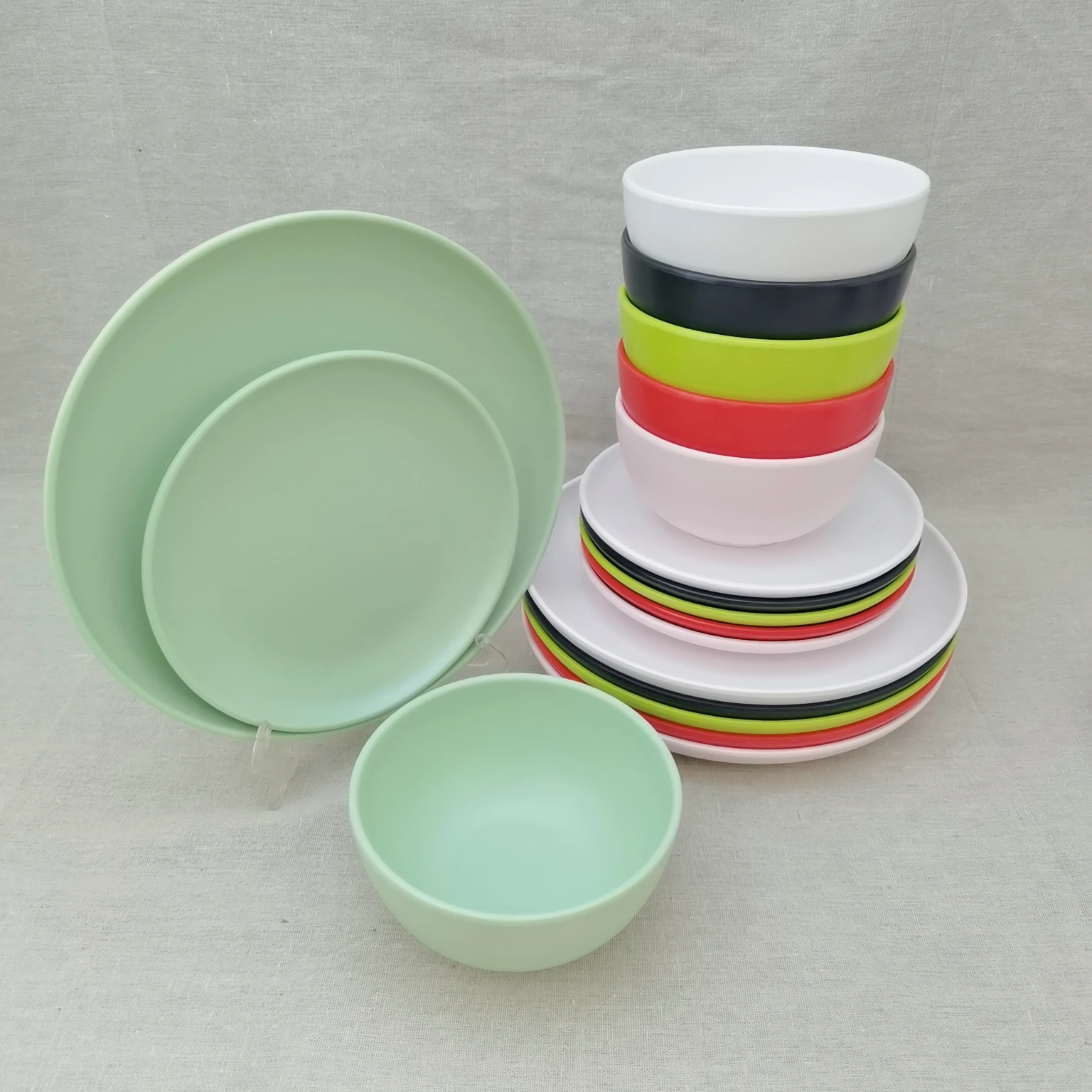 Discount Wholesale Northern Europe style blue black pink yellow orange white Ceramic melamine plate