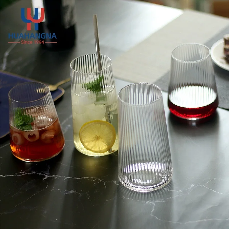 Лидер продаж на Amazon, Пользовательский логотип, многоразмерная ребристая прозрачная стеклянная чашка для питьевого молока, воды, фруктового сока, для ресторана, вечеринки