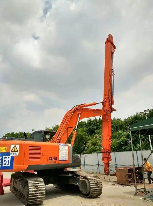 Chinese Manufacturer Hyundai R220LC Multi-Function Telescopic Arm SY210C Excavator Telescopic Arm For Sale.