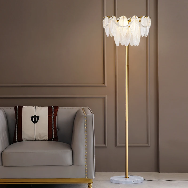 Напольные светильники для гостиной