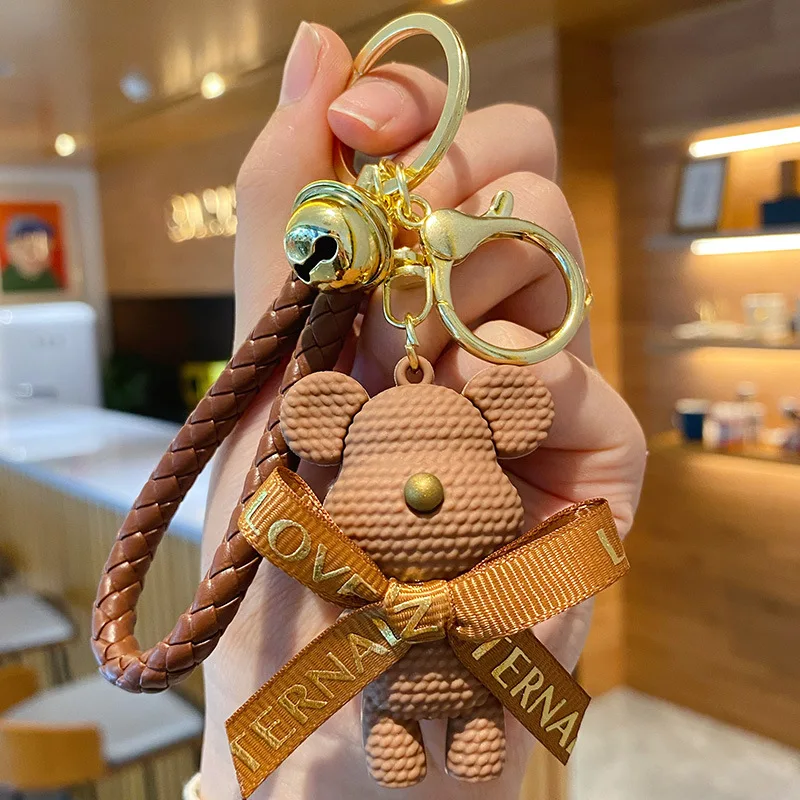 Hot Sale Car Accessories Keychains Gift Cool Metal Key Chains Bags Pendant Cute Bear Keychains