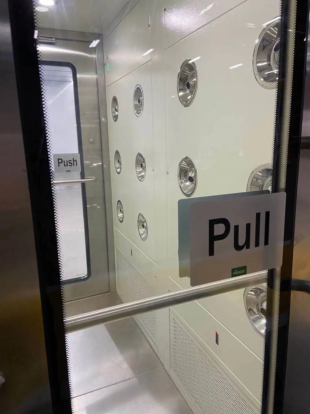  High quality CE Certificated ISO Standard air shower Cleanroom Air
