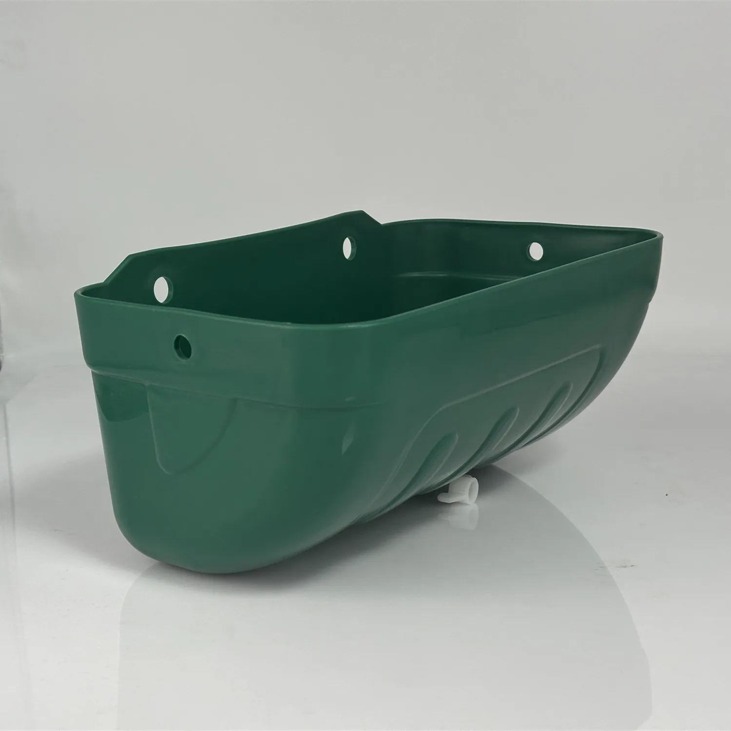 Plastic Poultry Animal Sheep Goat Feeder Goat Feed Trough With Clips