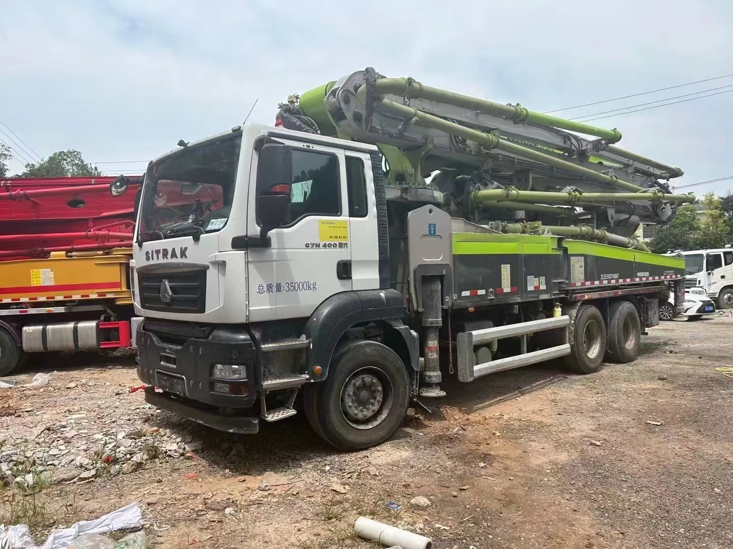 2023 Sitrak Chassis Concrete Pump Truck Zoomlion 38X-5RZ 3-Axle Boom Pump Truck Sinotruck