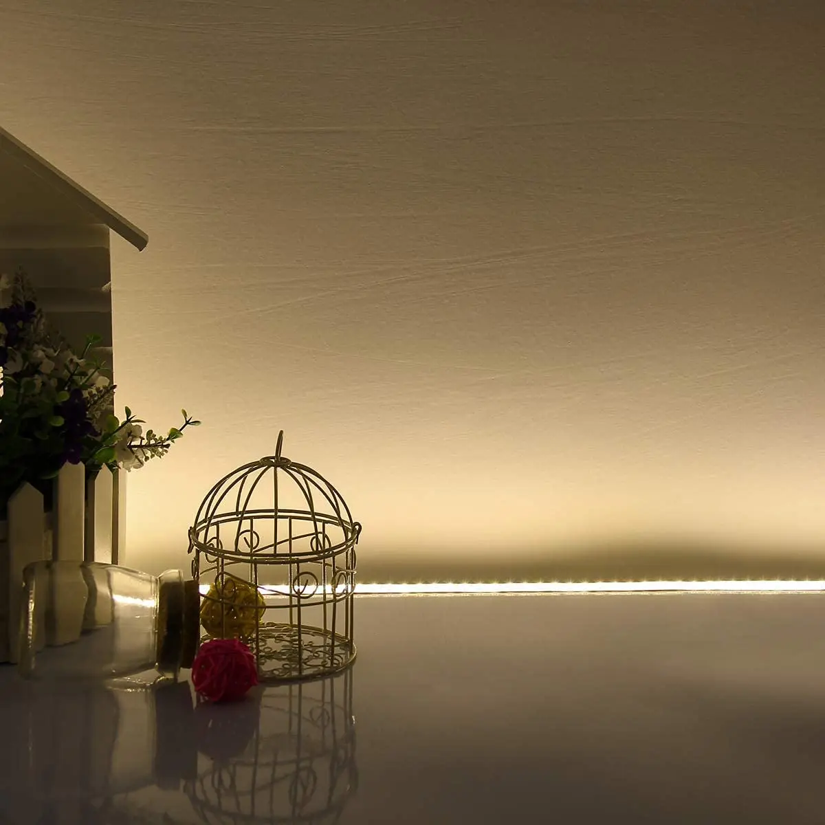 High quality high cri 80-90  8mm 10mm smd 2835 60 120 240 led per meter 12v 24v led strip light