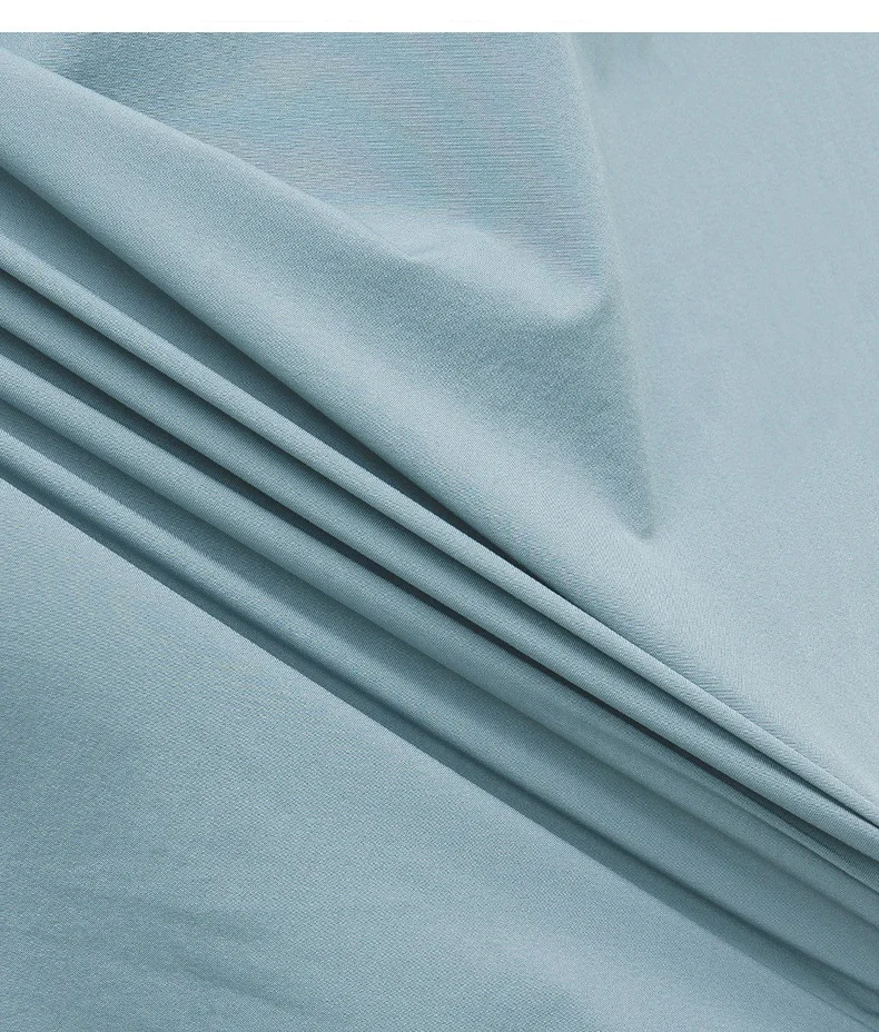 Qinghe Custom hospital burgundy scrub black royal blue uniforms stylish nursing nurse set medical scrubs for women