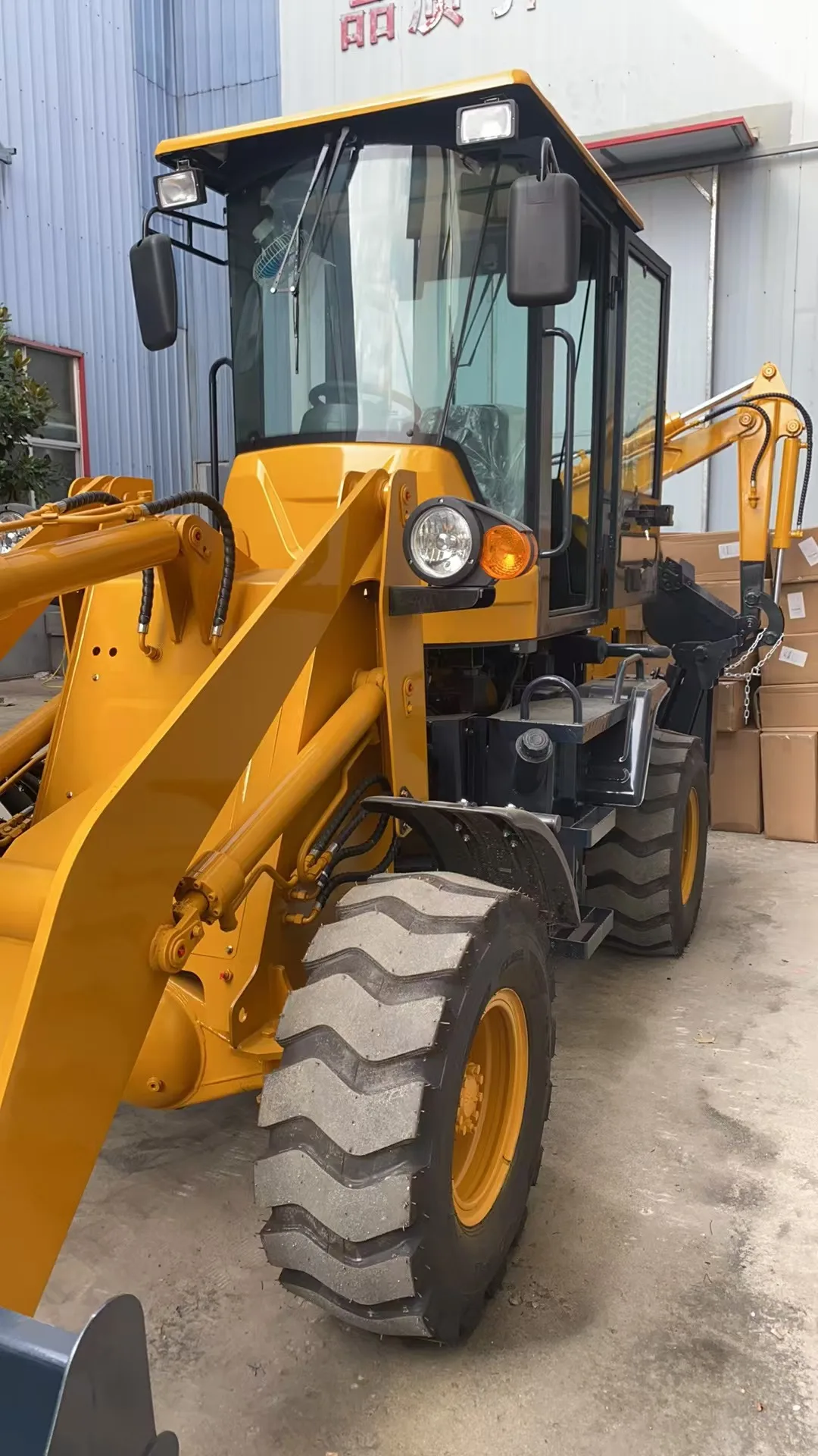 Hot Sale Used TH10-60 Backhoe Loader in Good Condition Quality Engine Pump Motor Gear Components from Outlet