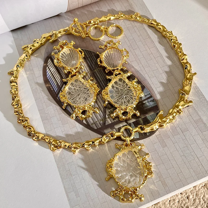 Medieval Style Heavy Industry Luxury Lava Metal Necklace White Glass Pendant Gold Necklace Choker French Vintage Jewelry Women