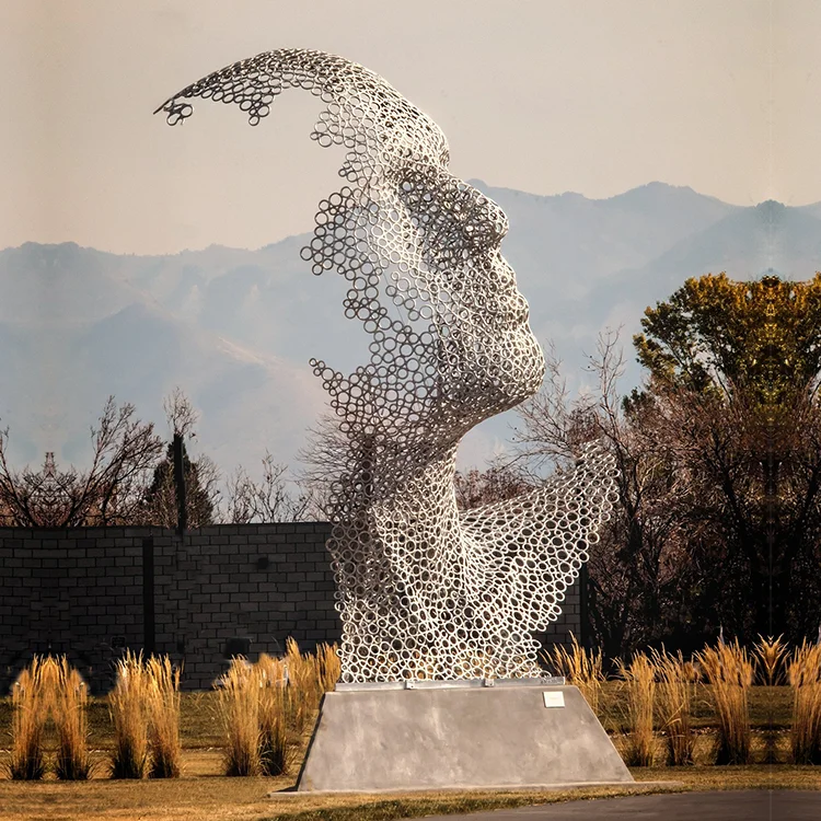 High Quality Modern Life Size Metal Stainless Steel Outdoor Sculpture Abstract Statue For Sale