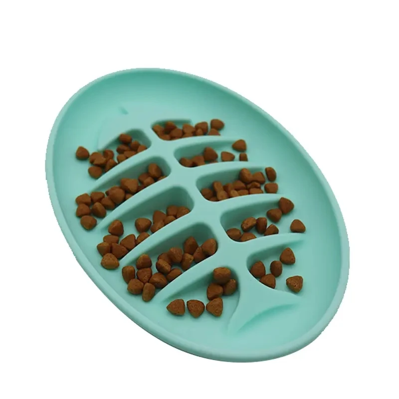 Fishbone Design Silicone Cat Pet Slow Feeding Lick Mat with Suction Cups, Eco-friendly Cat Licking Food Bowl for Healthy Eating