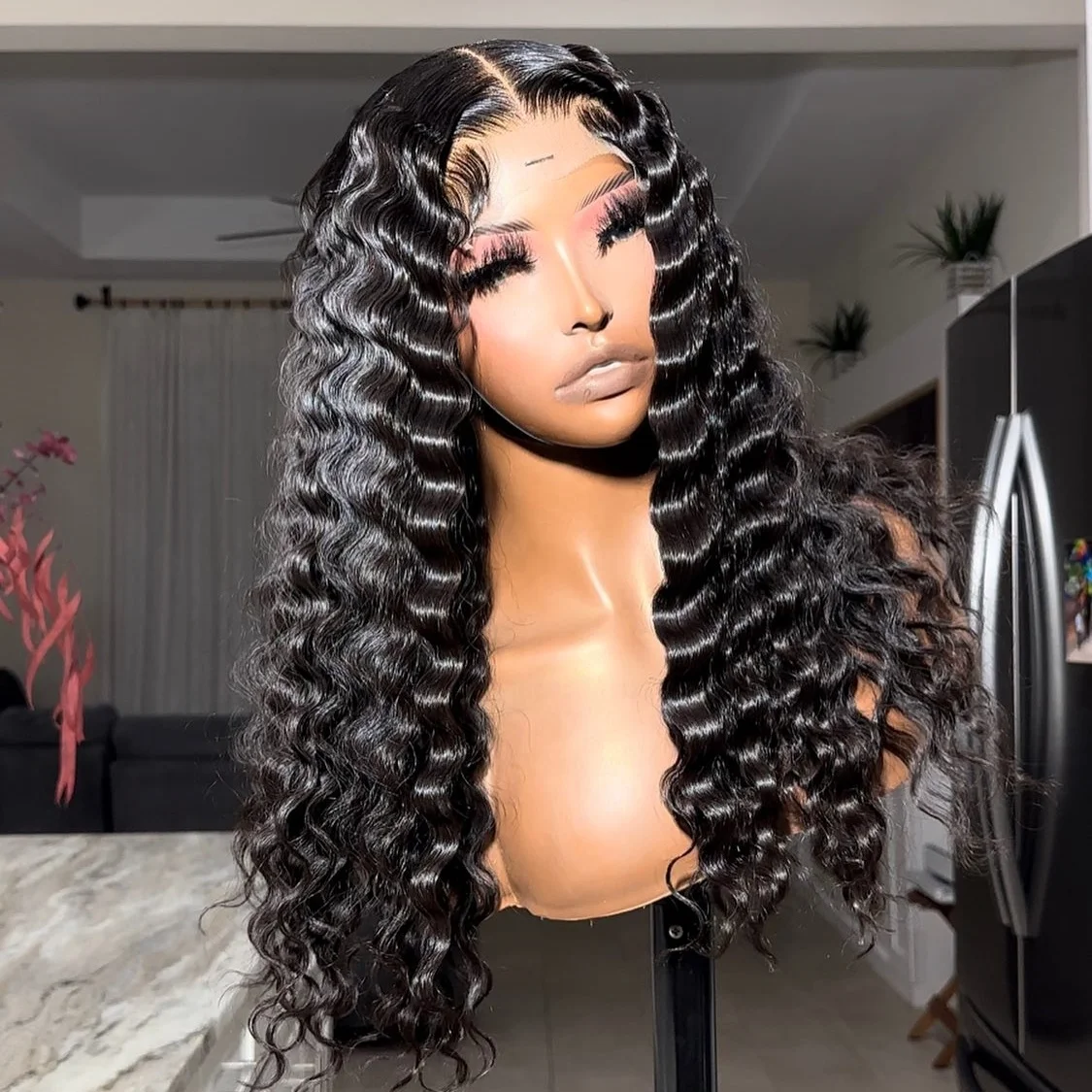 Deep Wave Swiss Lace 180 Density Pre Plucked Deep Wave Wig Raw Virgin Indian Human Hair 13x4 Hd Transparent Lace Frontal Wigs