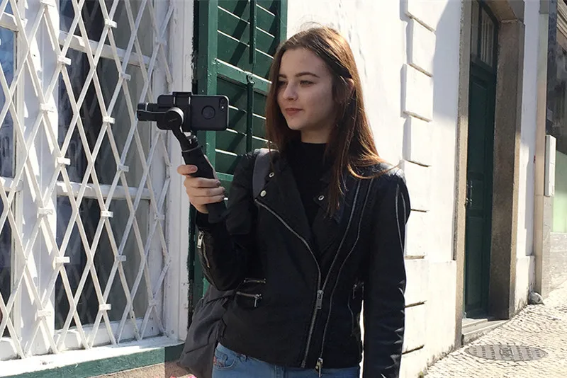 
Factory newest 2020 Handheld 3 axis stabilizer phone gimbal for smartphones 