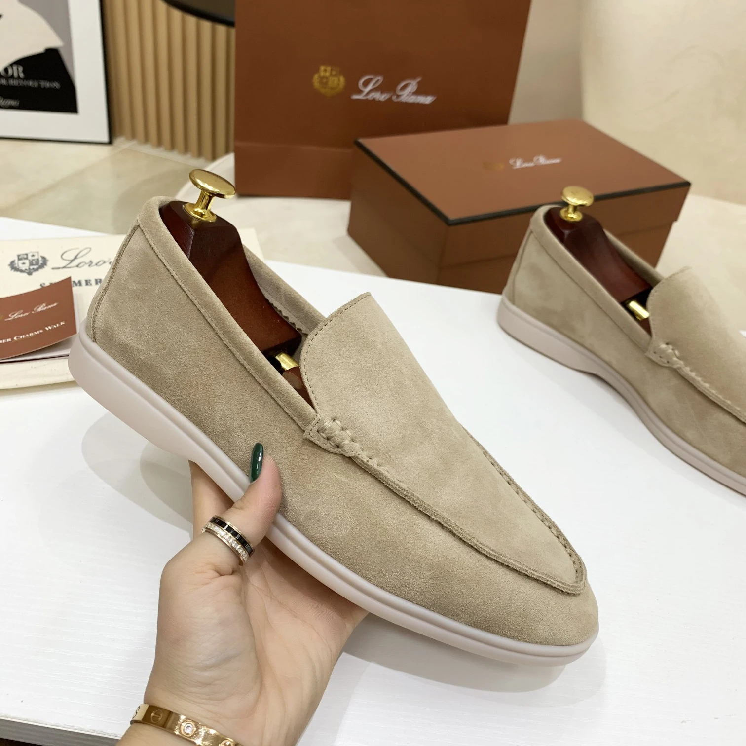 Best Selling Custom Mens Casual Shoes Light Weight Slip-on Loafers Driver Bean Genuine Leather Dress Shoe for Men and Wome