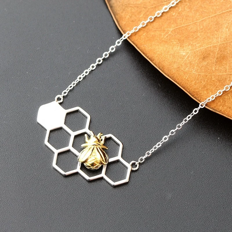 Wholesale 925 sterling silver honeycomb design honey queen bee pendant necklace women jewelry