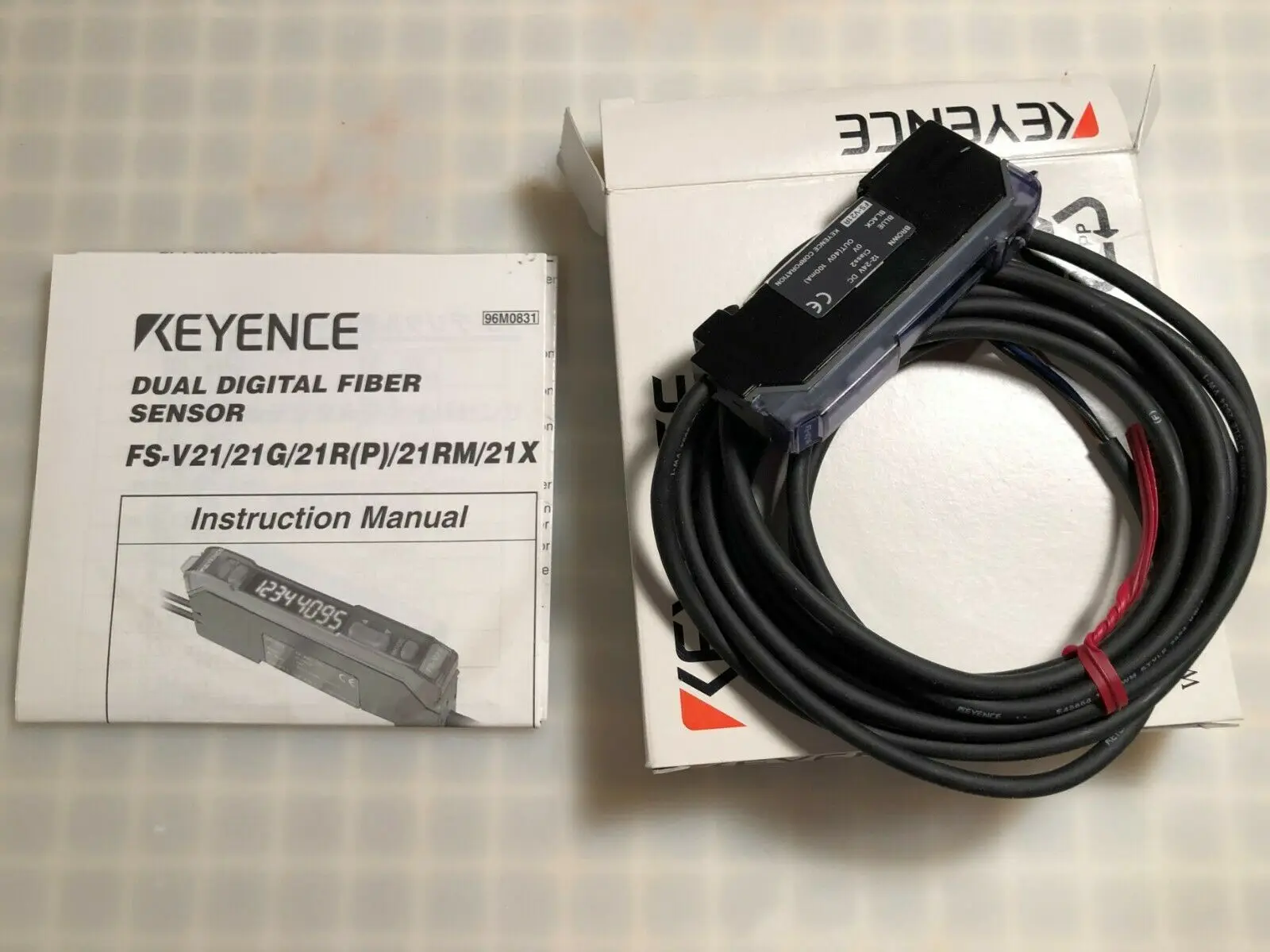 Keyence Fiber-optic Sensor FU-77