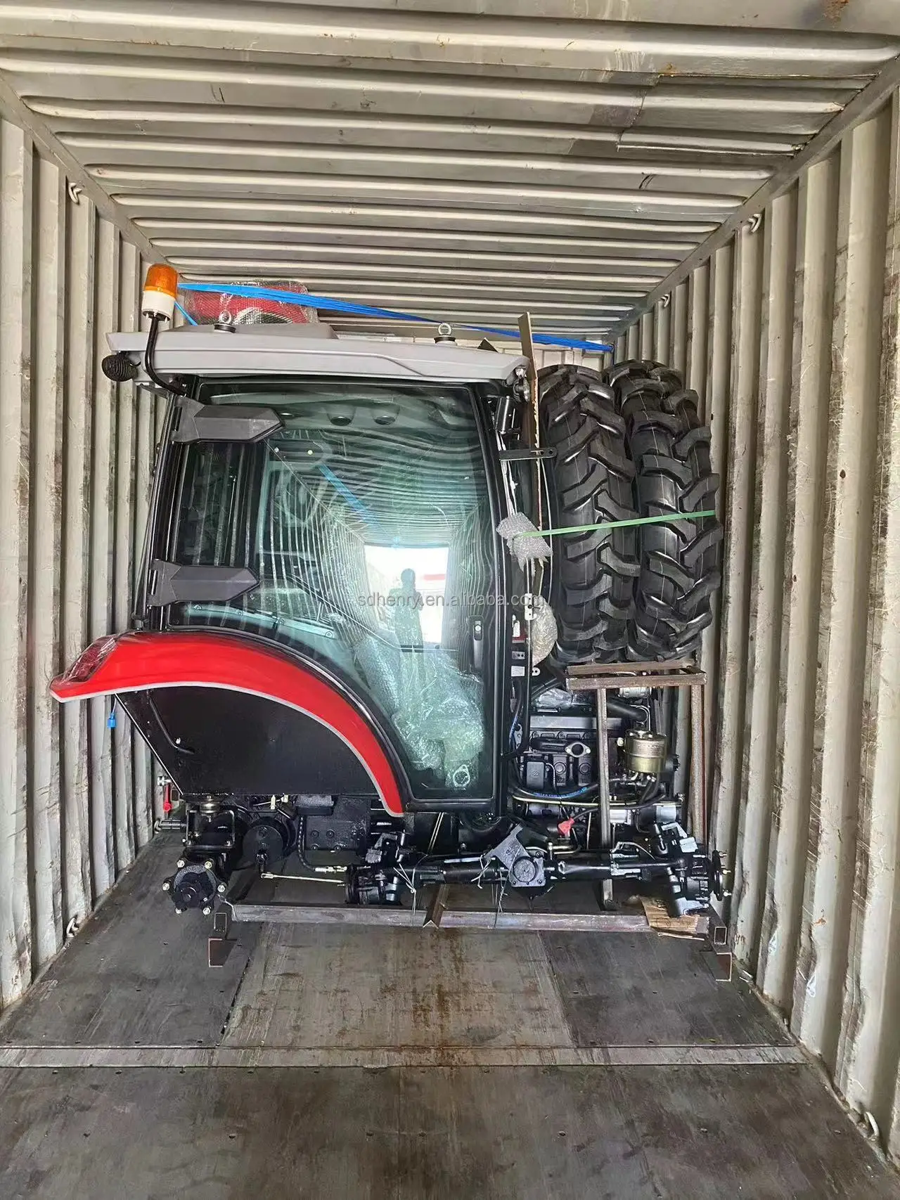 Load container 5.jpg