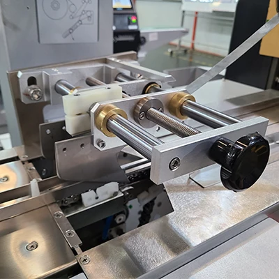 automatic horizontal wrapping machine snacks servo flowwrap machine food packing machine