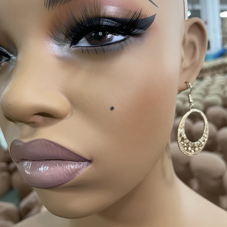 HUAYANG Hot selling PVC realistic wig mannequin head with shoulder big thick lips display